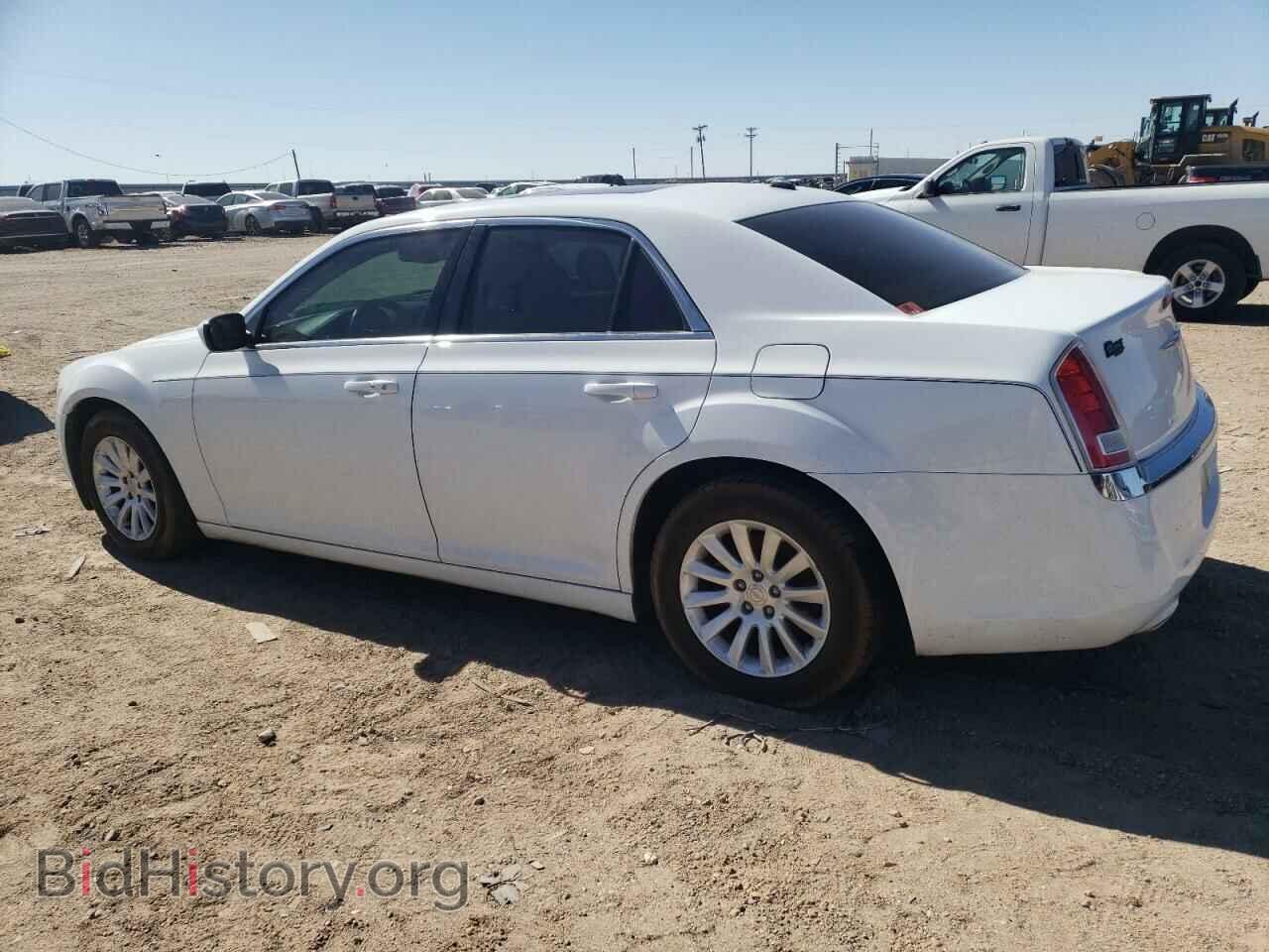 2014 CHRYSLER 300 - VIN: 2C3CCAAG0EH118529 - Фото 2