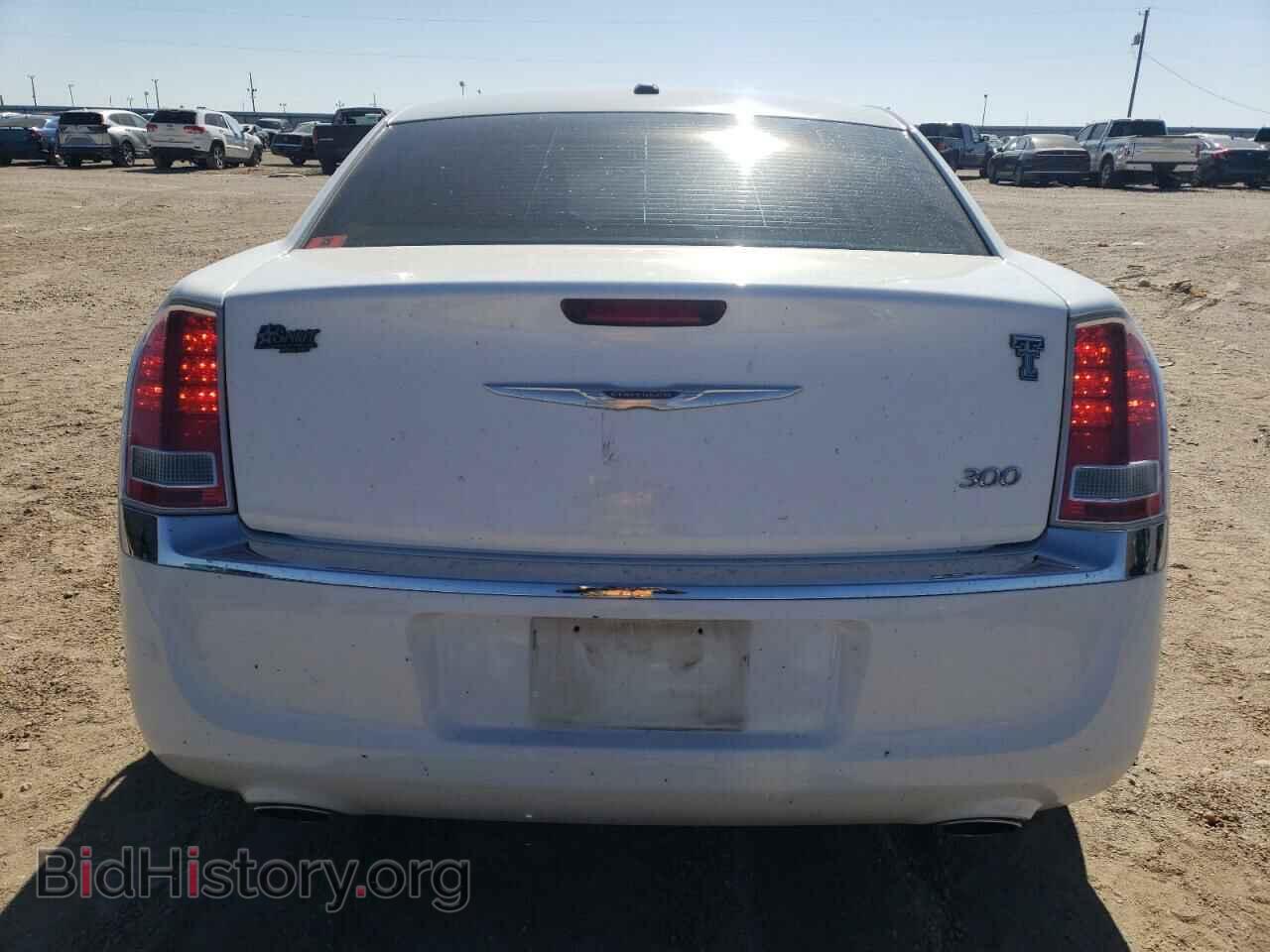 2014 CHRYSLER 300 - VIN: 2C3CCAAG0EH118529 - Фото 6