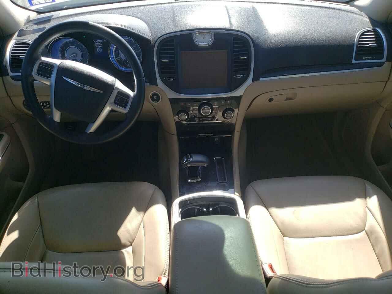 2014 CHRYSLER 300 - VIN: 2C3CCAAG0EH118529 - Фото 8