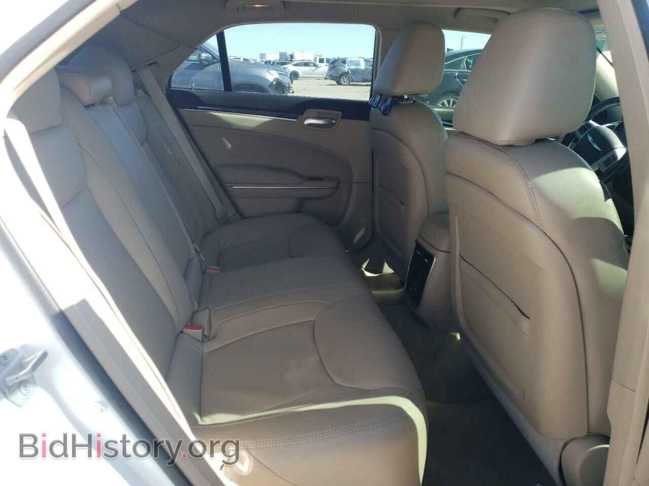 2014 CHRYSLER 300 - VIN: 2C3CCAAG0EH118529 - Фото 10