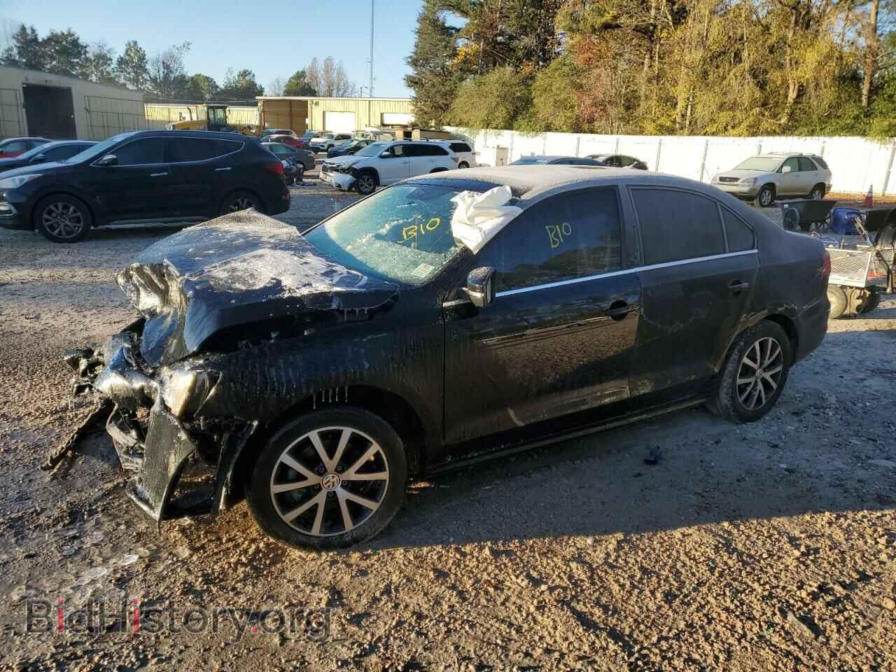 Фотография 3VWDB7AJ4HM404386 - VOLKSWAGEN JETTA 2017