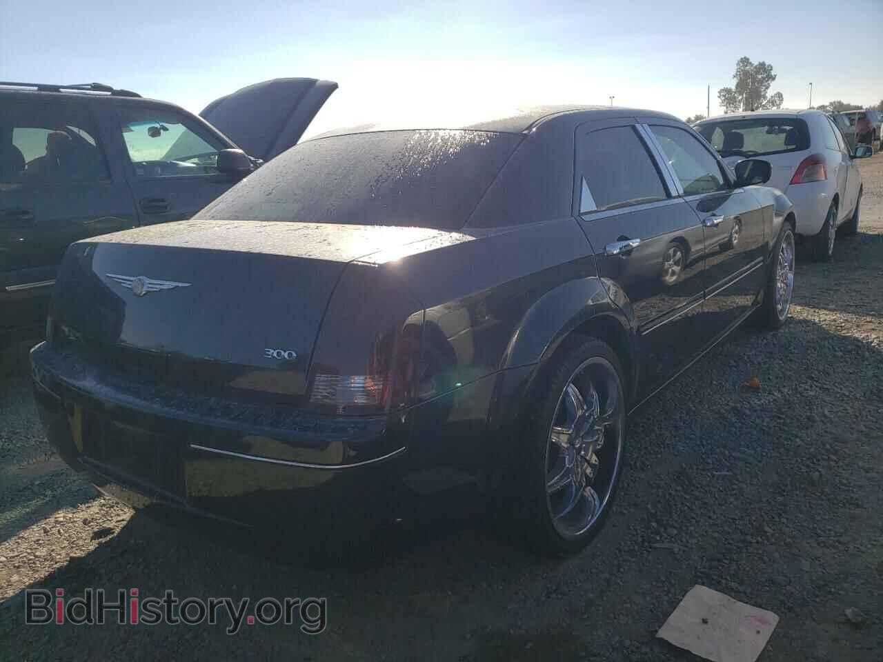 2006 CHRYSLER 300 - VIN: 2C3KA43R36H242619 - Фото 3