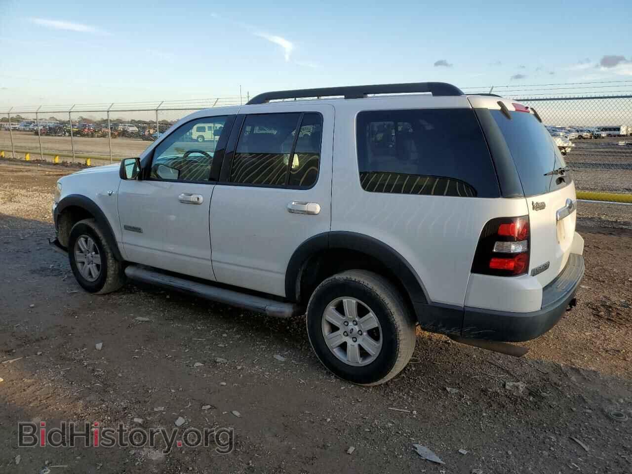 2007 FORD EXPLORER - VIN: 1FMEU63857UA74088 - Фото 2