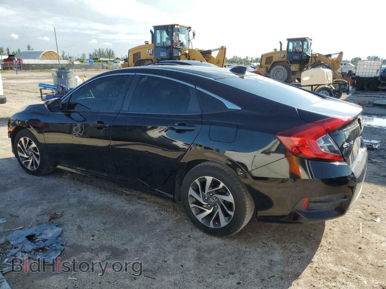 2018 HONDA CIVIC - VIN: 2HGFC2F75JH597520 - Фото 2