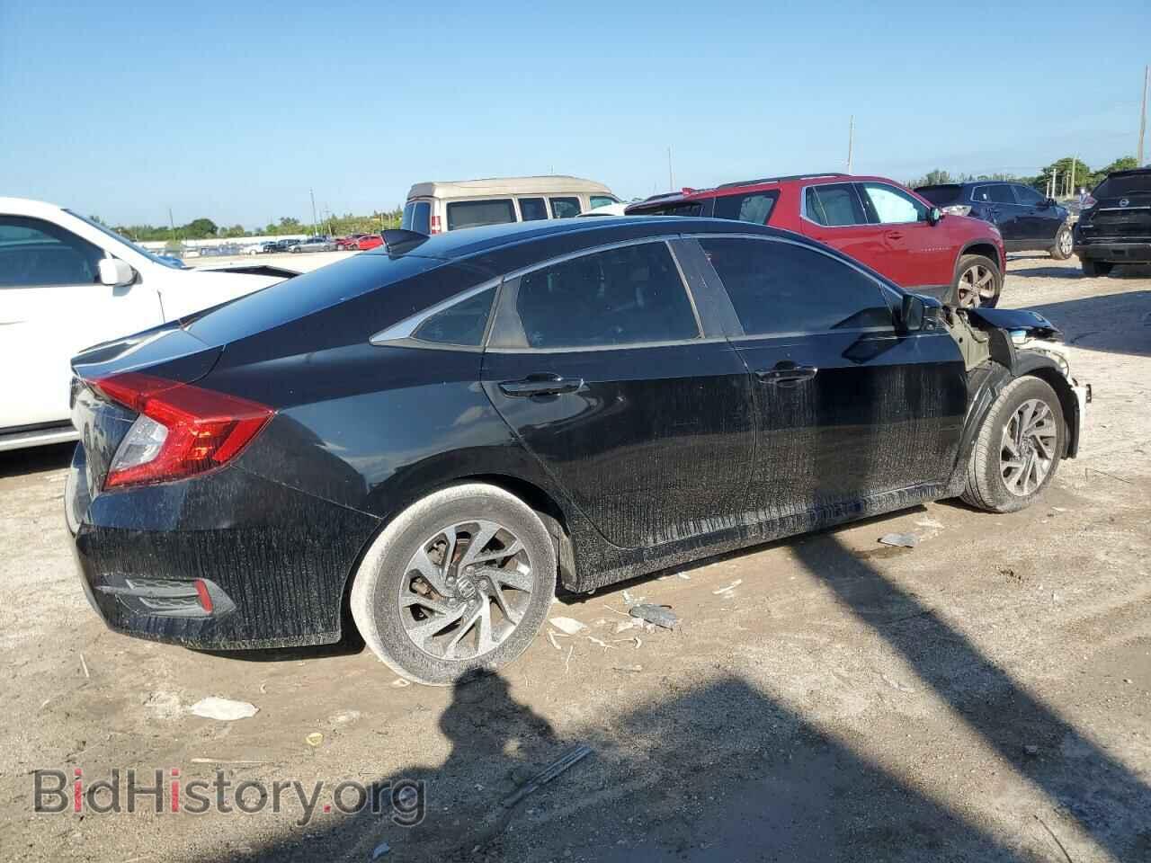 2018 HONDA CIVIC - VIN: 2HGFC2F75JH597520 - Фото 3