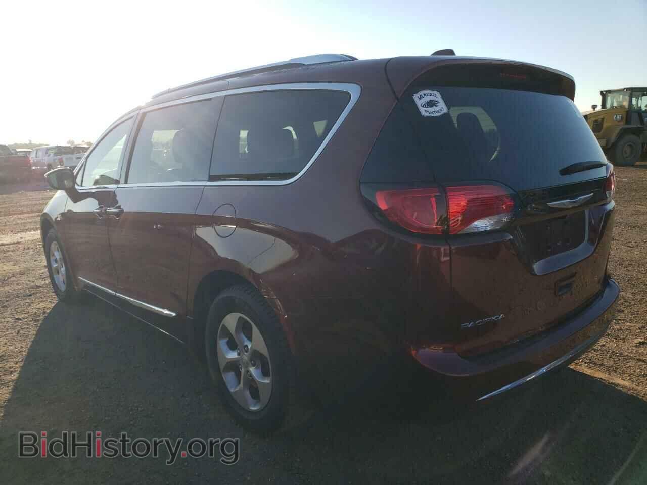 2017 CHRYSLER PACIFICA - VIN: 2C4RC1EG1HR578653 - Photo 2