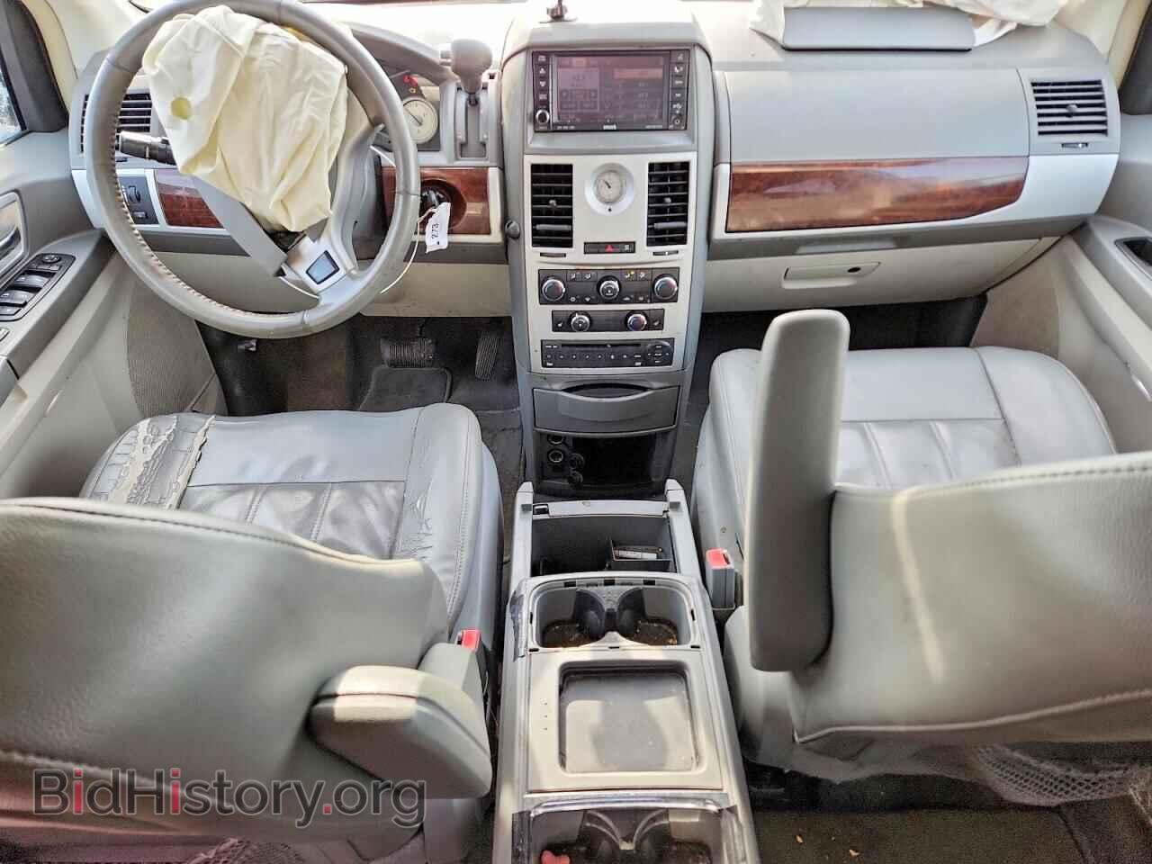 2010 CHRYSLER MINIVAN - VIN: 2A4RR5D17AR164103 - Фото 8