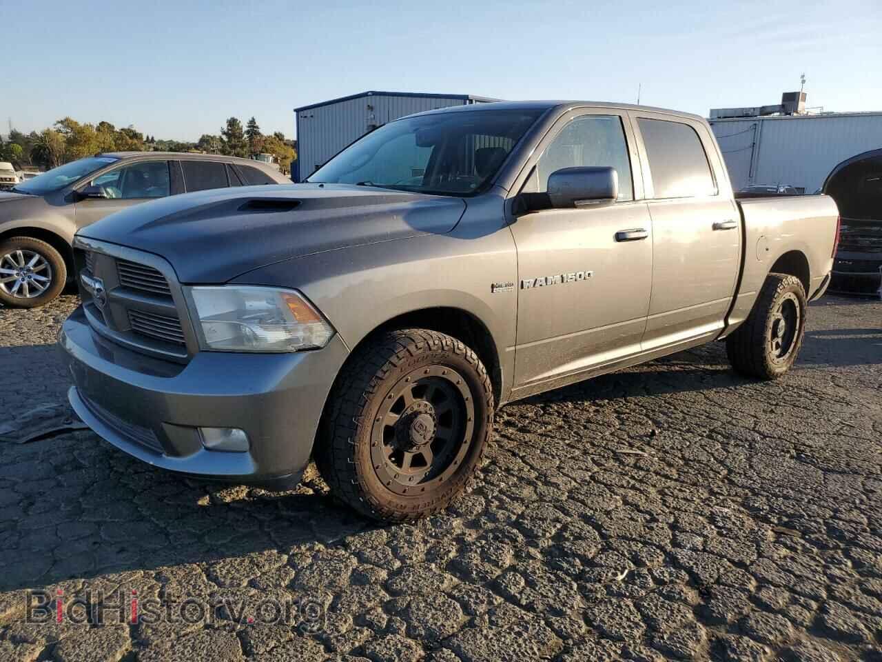 Photo 1D7RB1CT2BS598814 - DODGE All Models 2011
