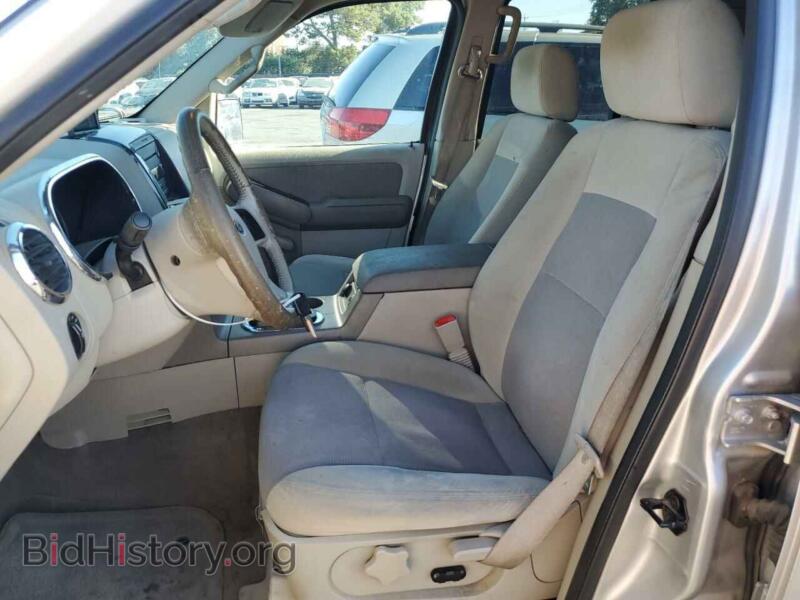 2007 Ford EXPLORER (VIN 1FMEU73E17UB73051) — photo 7 of 12