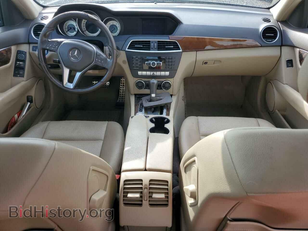 2014 MERCEDES-BENZ C-CLASS - VIN: WDDGF4HB1EA945749 - Фото 7