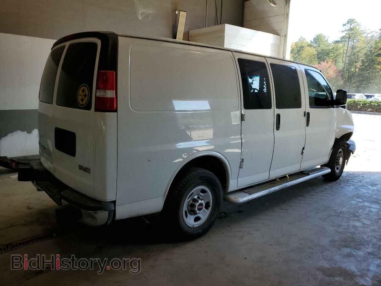 2017 GMC SAVANA - VIN: 1GTW7AFF8H1914896 - Фото 3