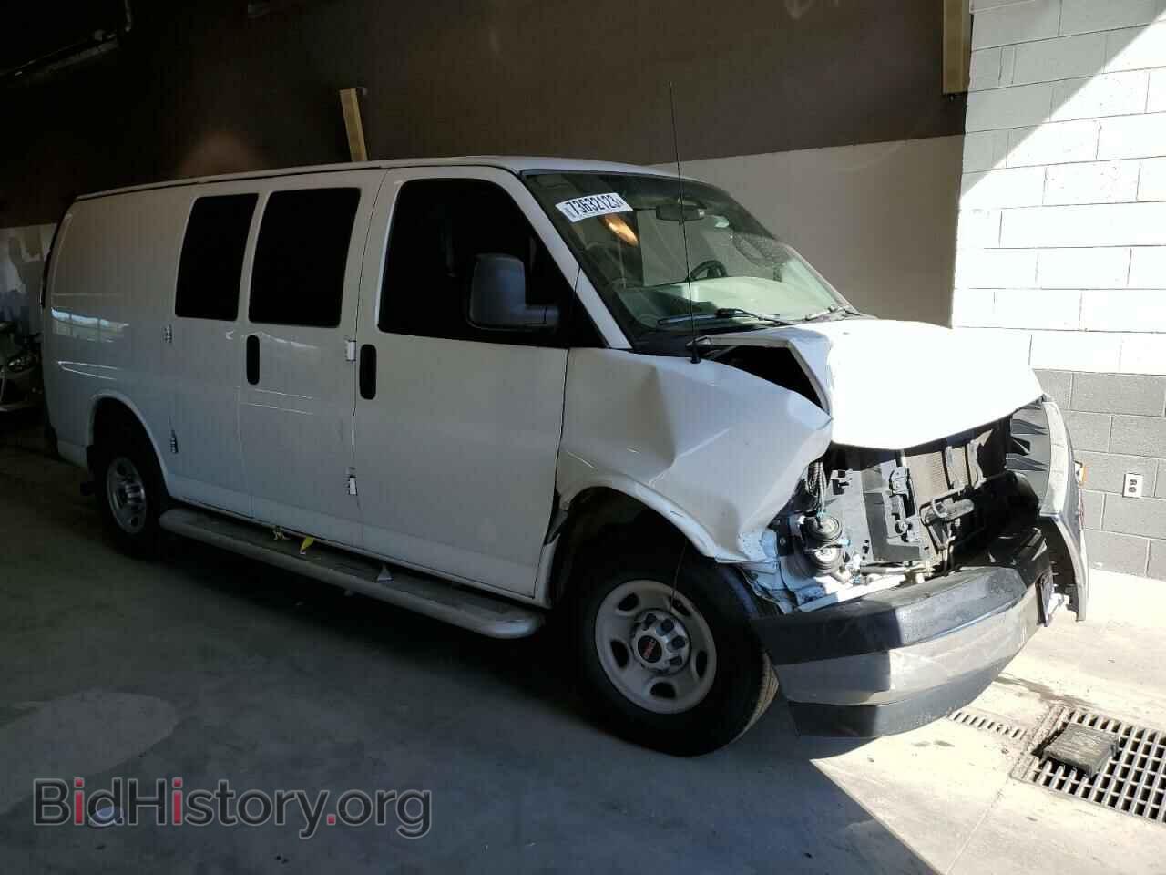 2017 GMC SAVANA - VIN: 1GTW7AFF8H1914896 - Фото 4