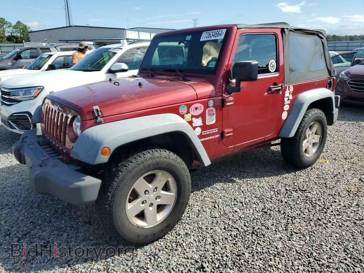 Photo 1J4AA2D12BL529848 - JEEP WRANGLER 2011