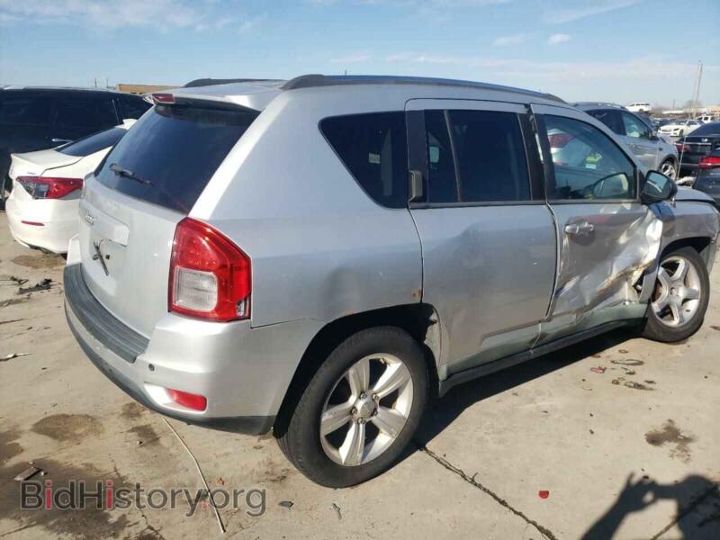 2011 Jeep COMPASS (VIN 1J4NT1FB7BD287435) — фото 3 из 13