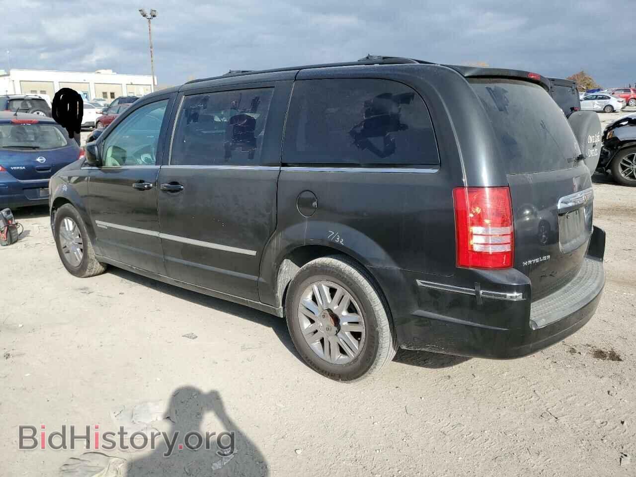 2010 CHRYSLER MINIVAN - VIN: 2A4RR5D10AR299018 - Photo 2