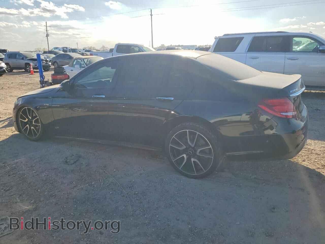 2018 MERCEDES-BENZ E-CLASS - VIN: WDDZF6EB1JA466010 - Фото 2