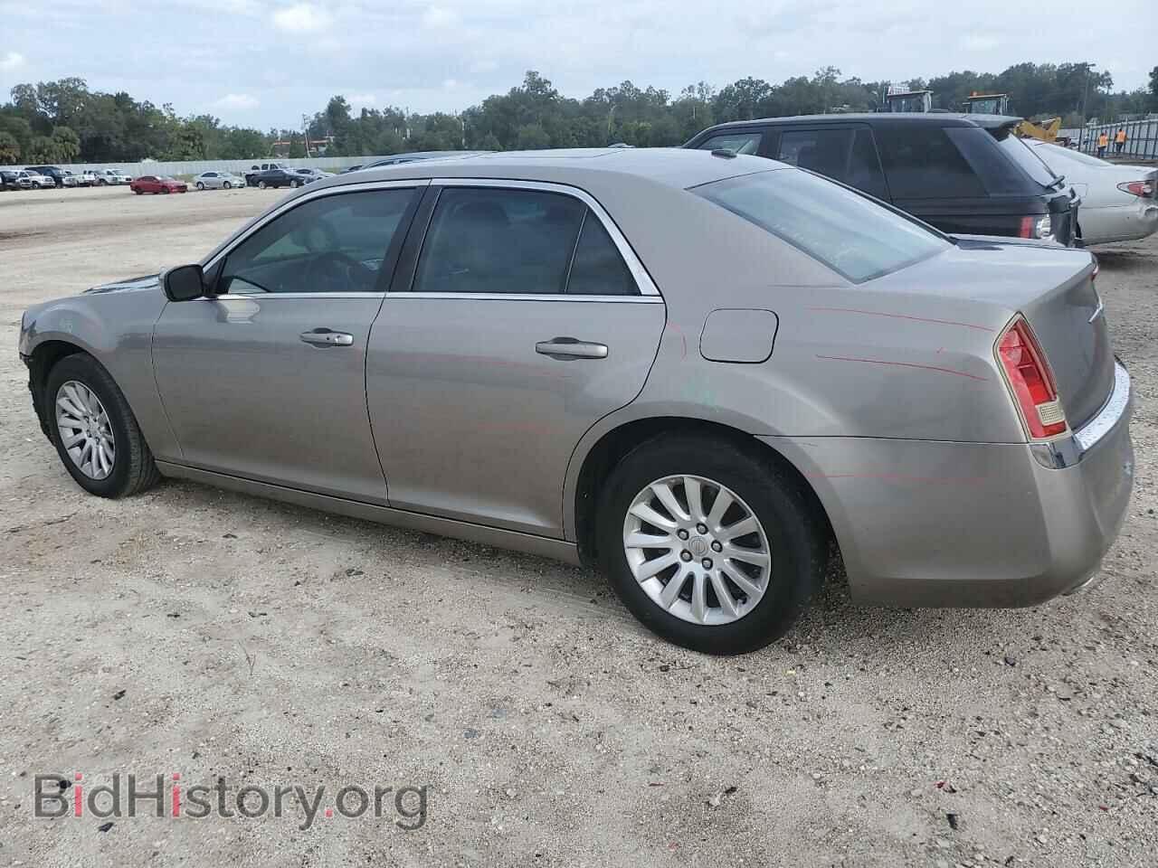 2014 CHRYSLER 300 - VIN: 2C3CCAAGXEH175871 - Фото 2