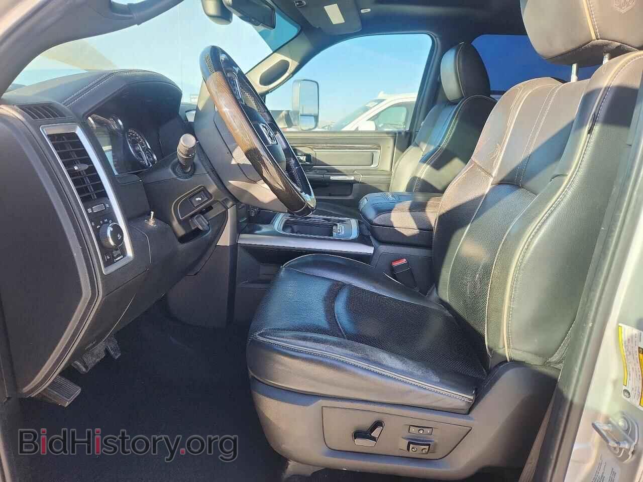 2017 RAM 3500 - VIN: 3C63RRNL9HG629524 - Фото 7