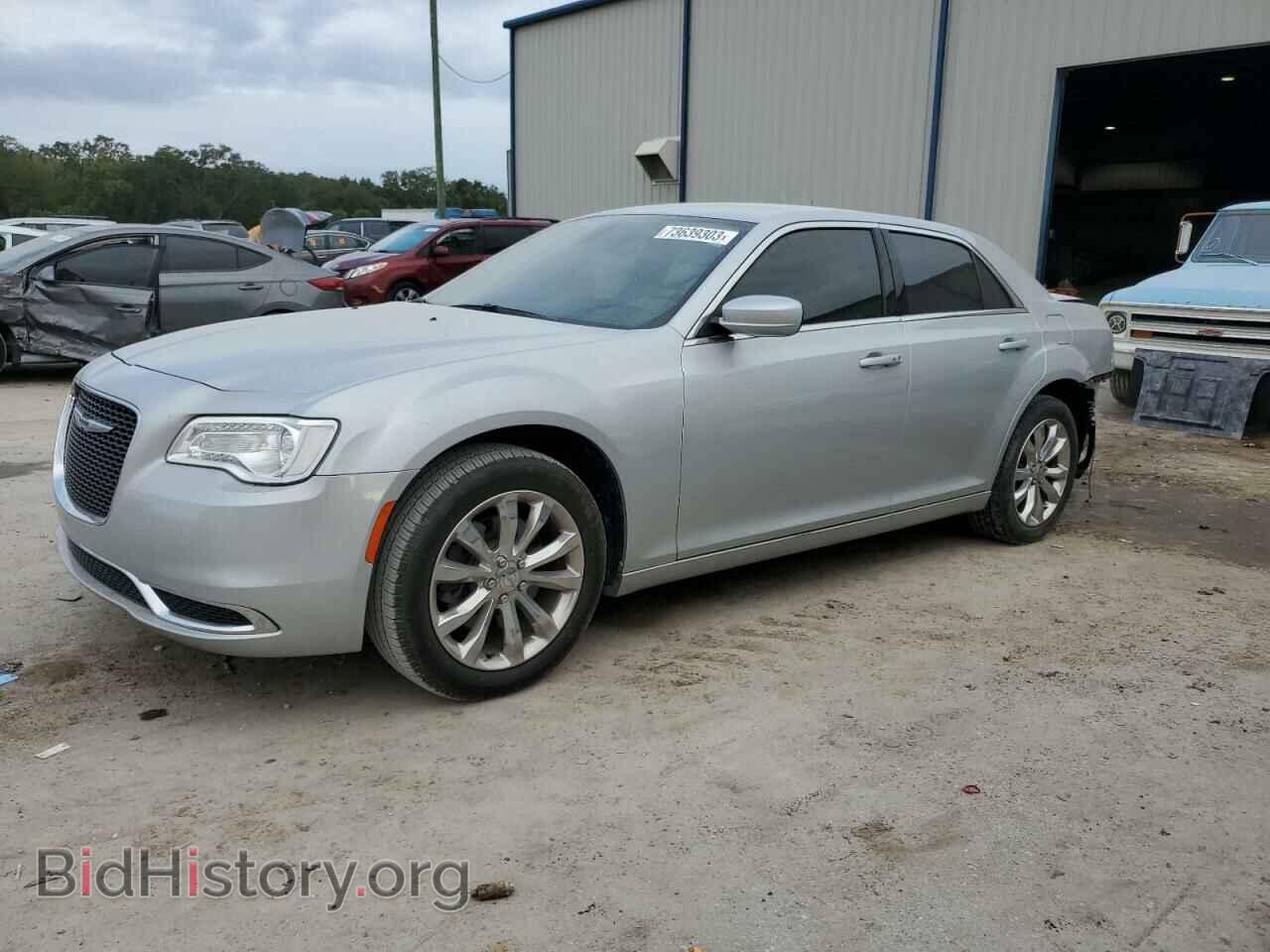 Фотография 2C3CCARG4KH566482 - CHRYSLER 300 2019