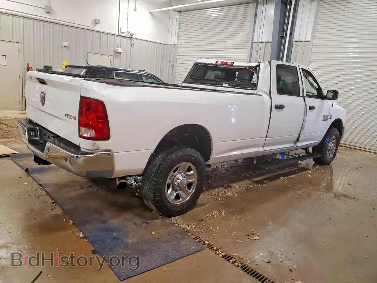 2018 RAM All Models - VIN: 3C6UR5HL2JG371362 - Фото 3