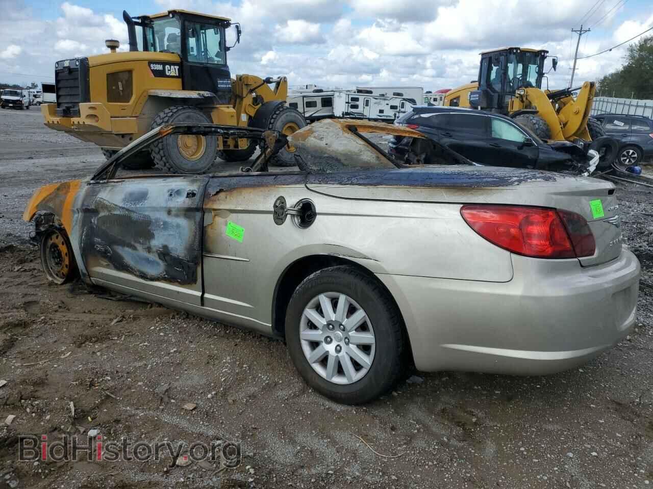 2009 CHRYSLER SEBRING - VIN: 1C3LC45B49N520552 - Фото 2