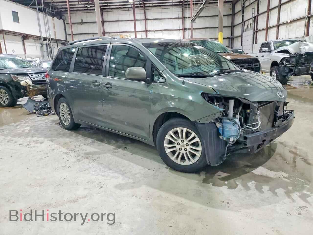 2014 TOYOTA All Models - VIN: 5TDYK3DCXES487067 - Фото 4