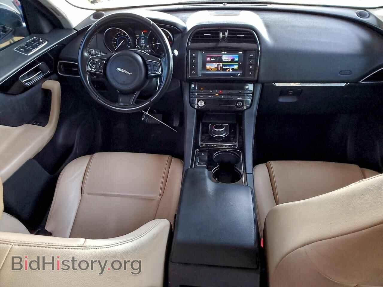 2017 JAGUAR F-PACE - VIN: SADCS2BN8HA094666 - Фото 8