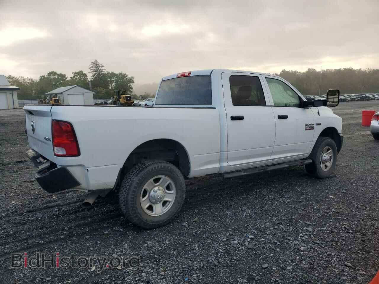 2018 RAM All Models - VIN: 3C6UR5CJ3JG388080 - Фото 3