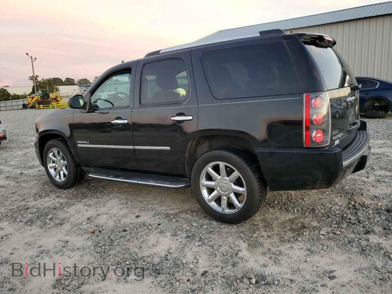 2011 GMC YUKON - VIN: 1GKS2EEF2BR167542 - Фото 2
