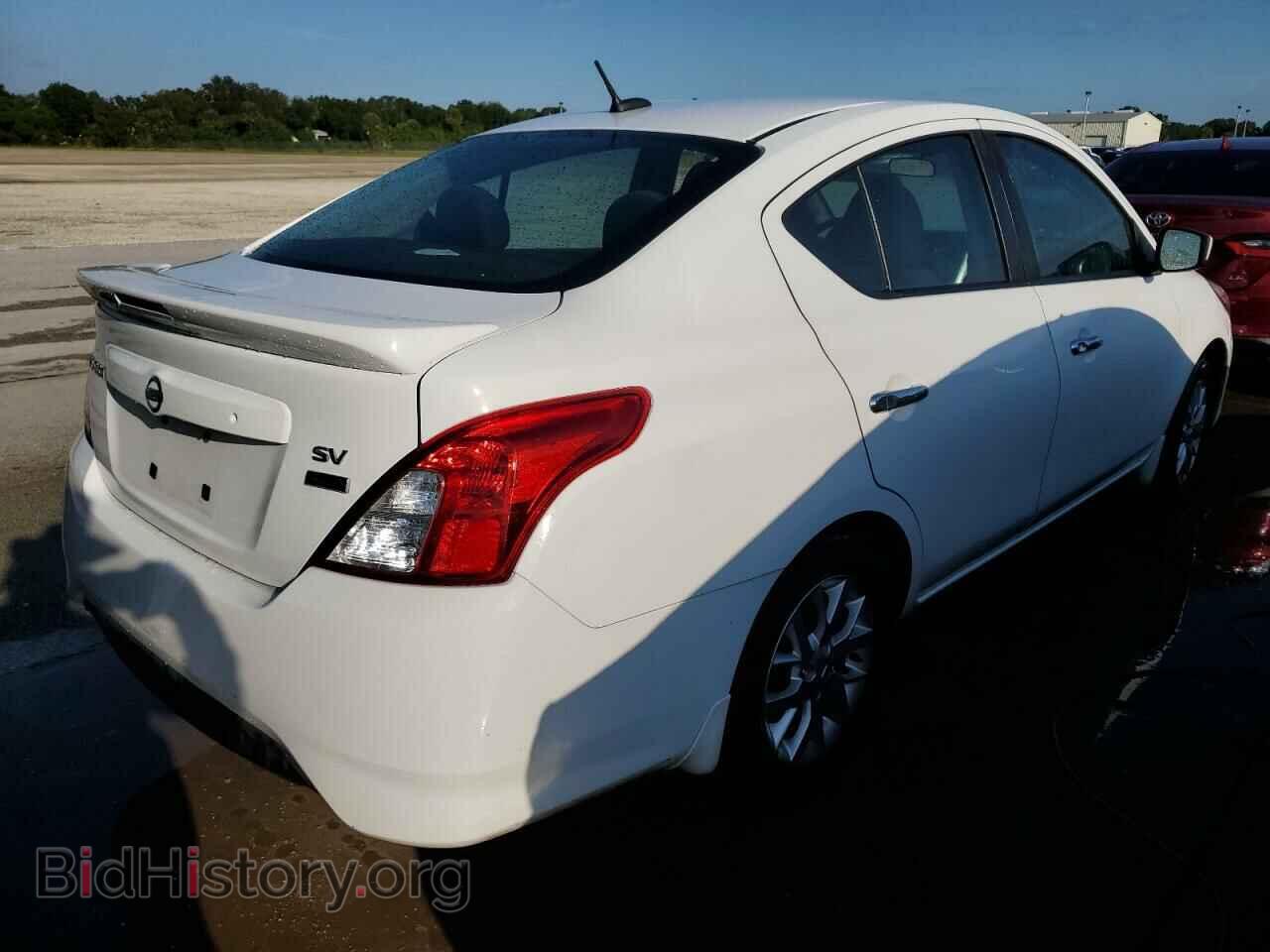 2019 NISSAN VERSA - VIN: 3N1CN7AP3KL801856 - Фото 3