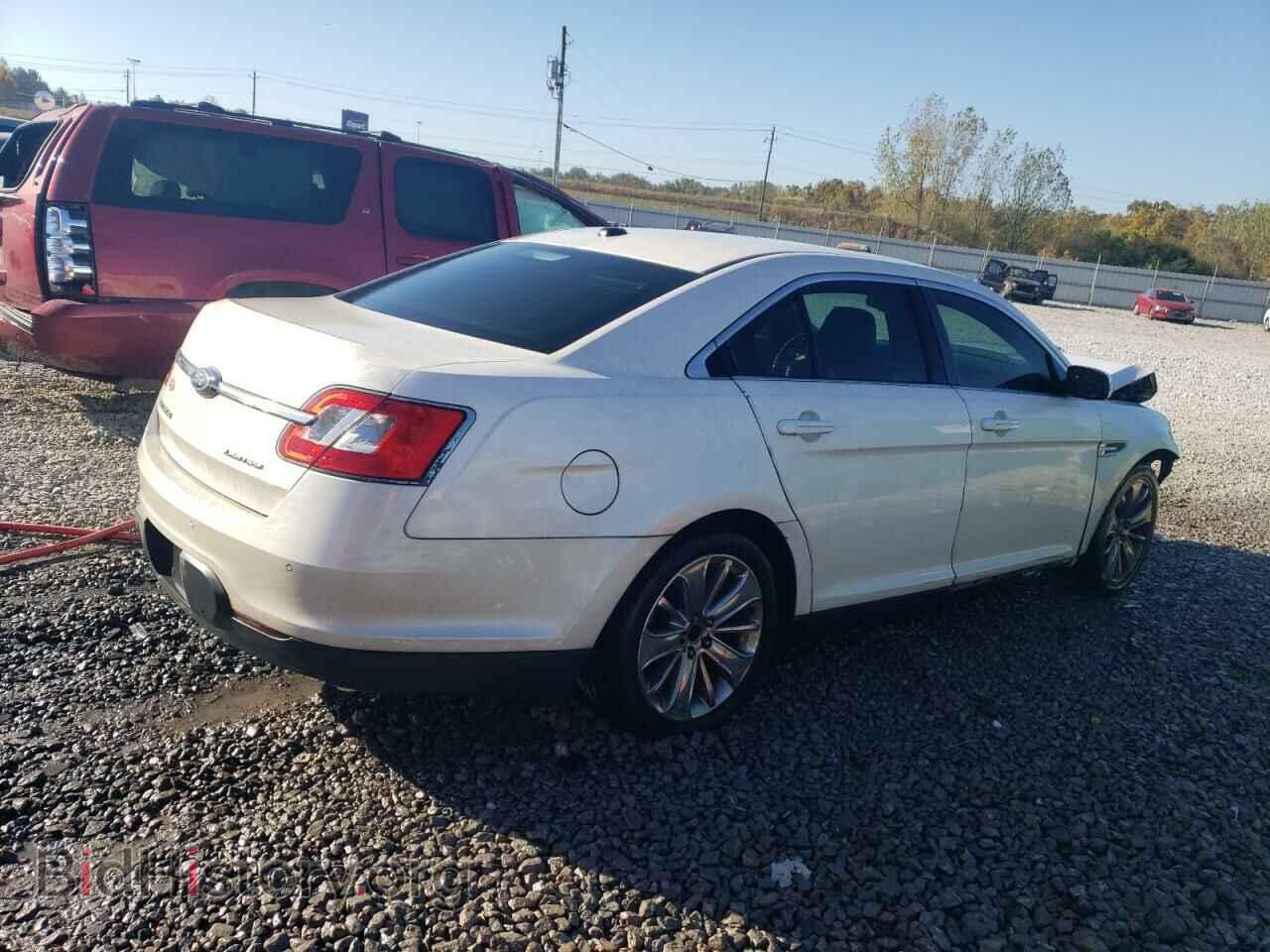2011 FORD TAURUS - VIN: 1FAHP2FW7BG119184 - Фото 3