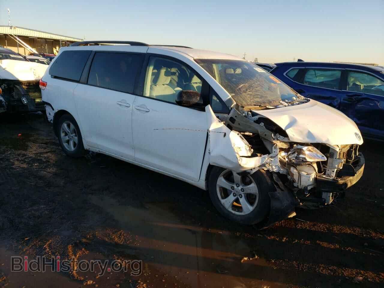 2011 TOYOTA All Models - VIN: 5TDKK3DC2BS060824 - Фото 4