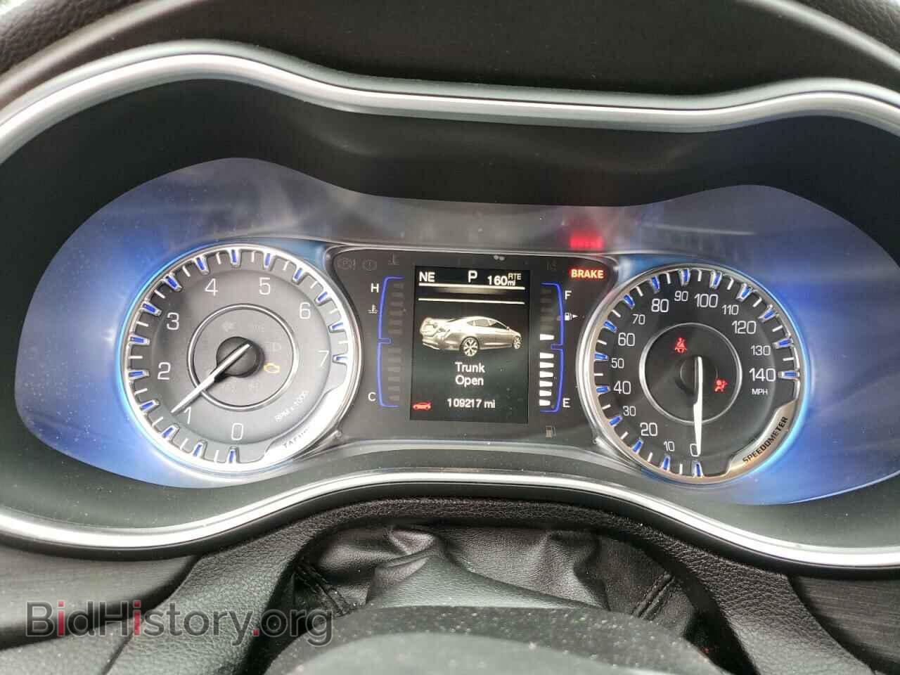 2015 CHRYSLER 200 - VIN: 1C3CCCABXFN733811 - Фото 9