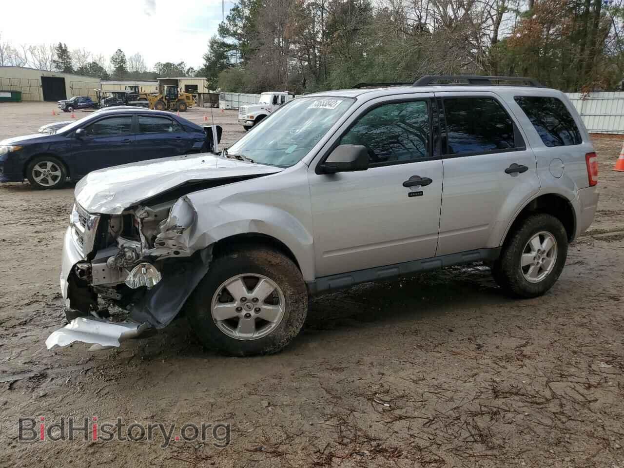 Фотография 1FMCU0D78BKB71798 - FORD ESCAPE 2011