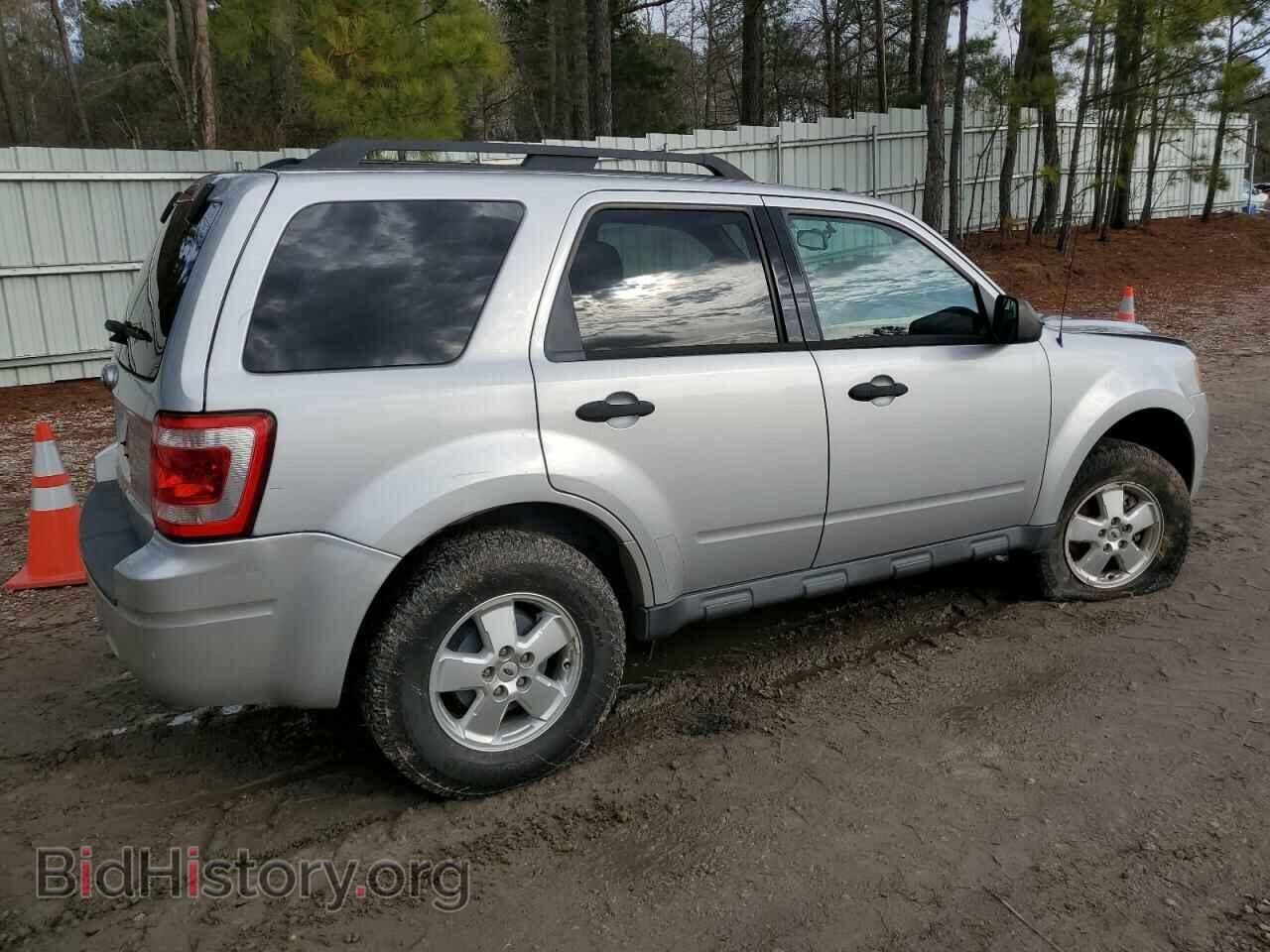 2011 FORD ESCAPE - VIN: 1FMCU0D78BKB71798 - Фото 3