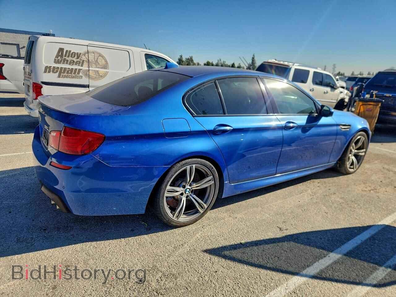 2013 BMW M5 - VIN: WBSFV9C57DD095929 - Фото 3
