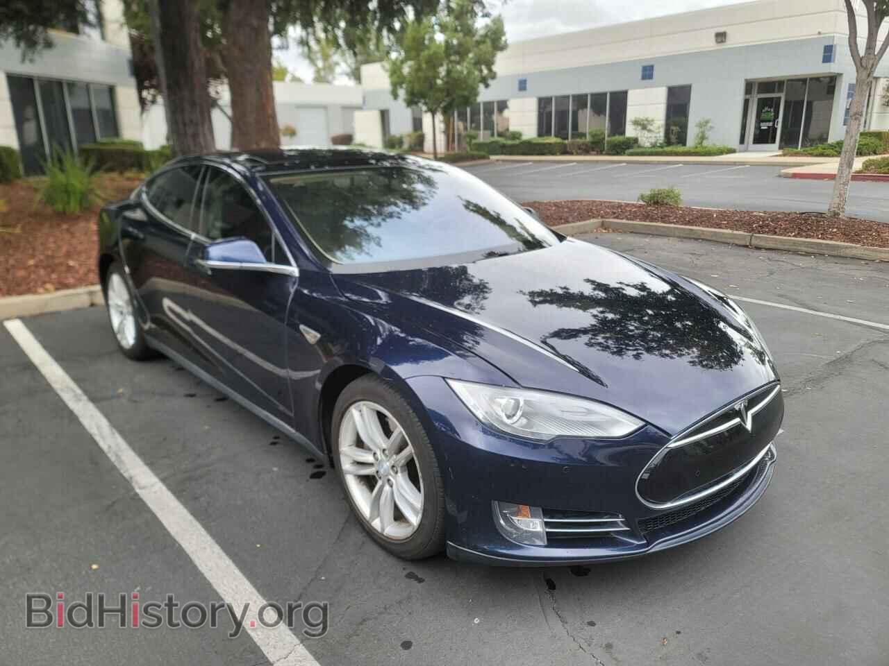 Фотография 5YJSA1CN5DFP23692 - TESLA MODEL S 2013