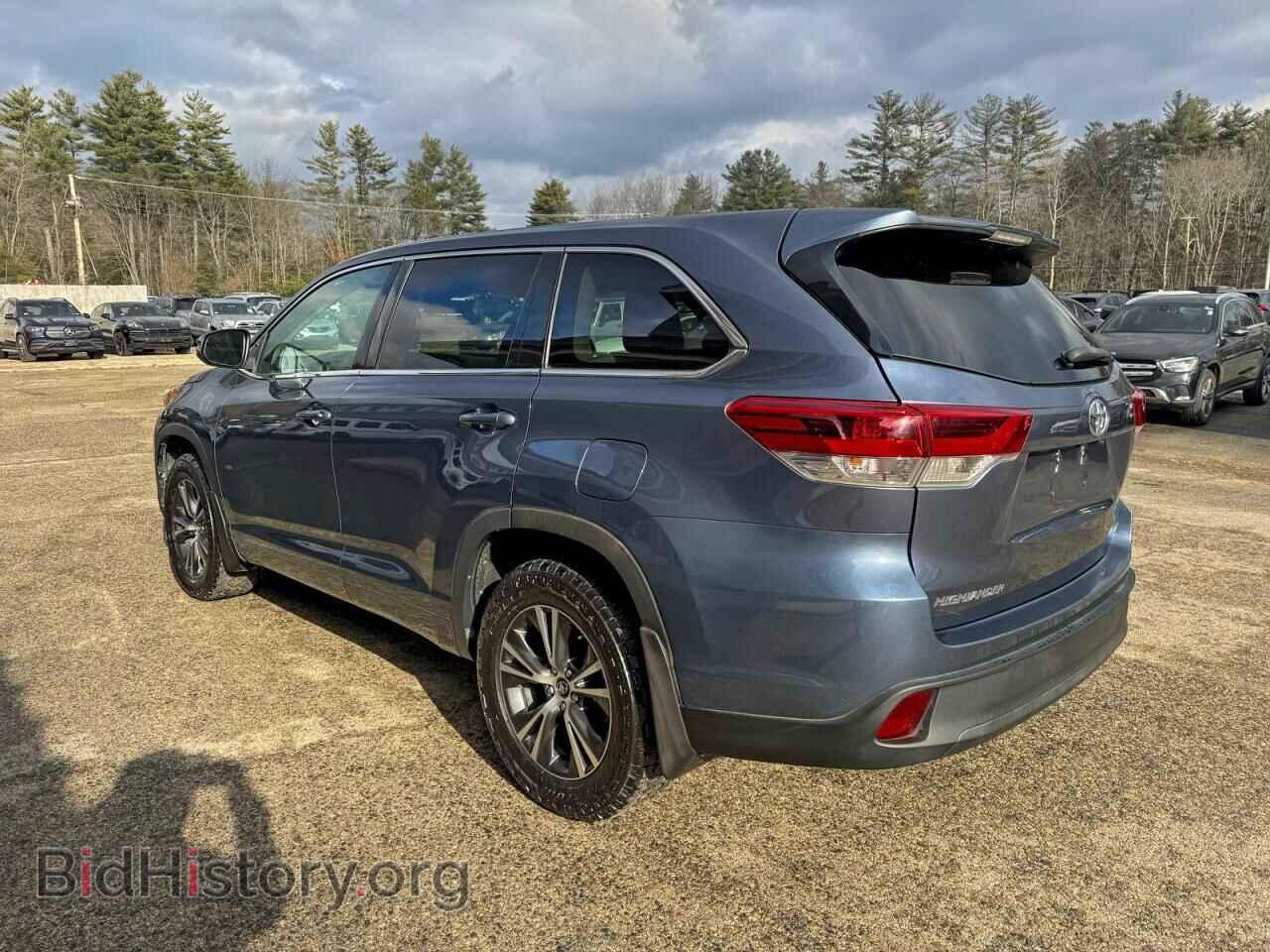 2018 TOYOTA HIGHLANDER - VIN: 5TDBZRFH1JS867017 - Фото 3