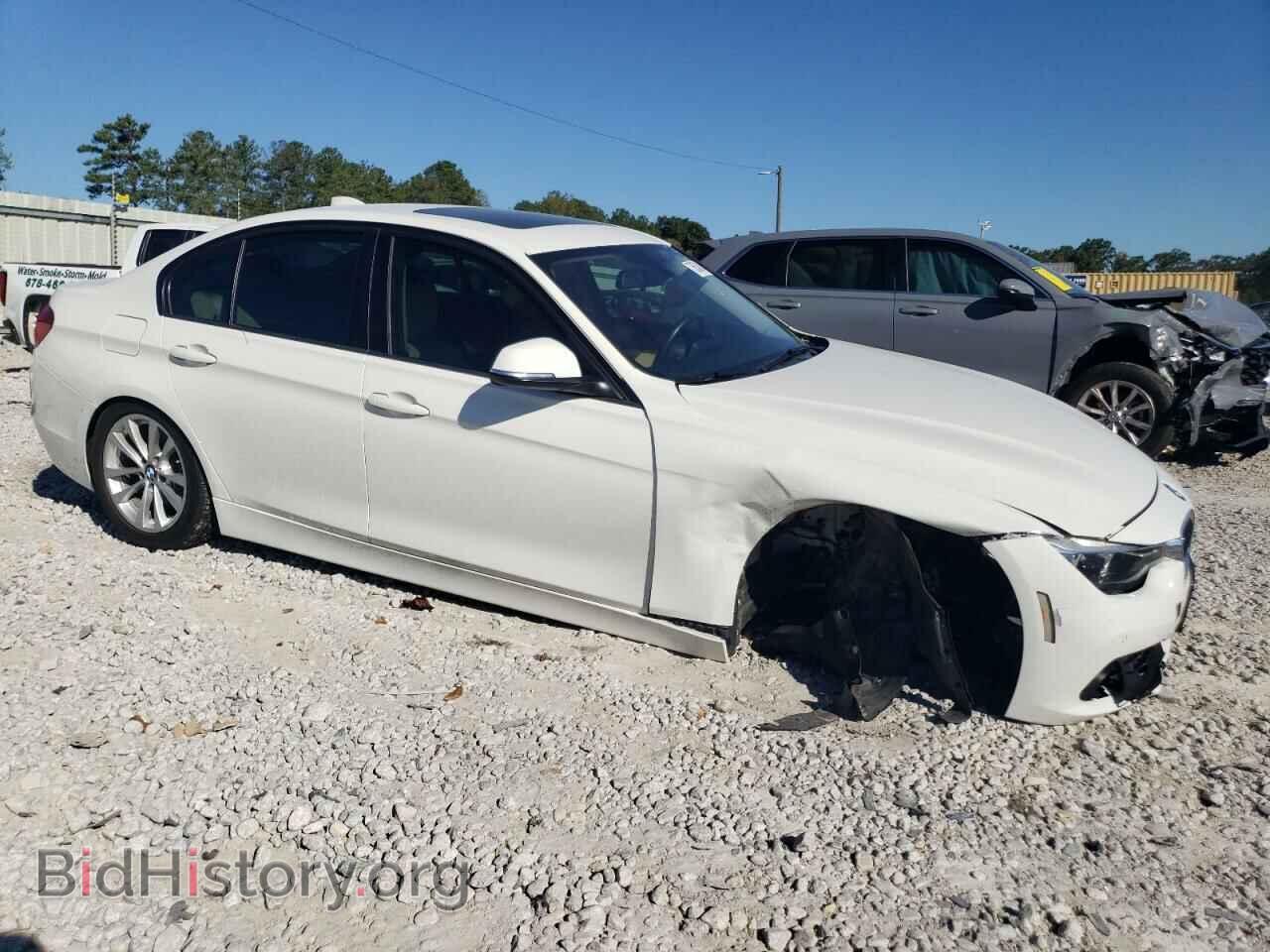 2017 BMW 3 SERIES - VIN: WBA8A9C38HK864592 - Фото 4