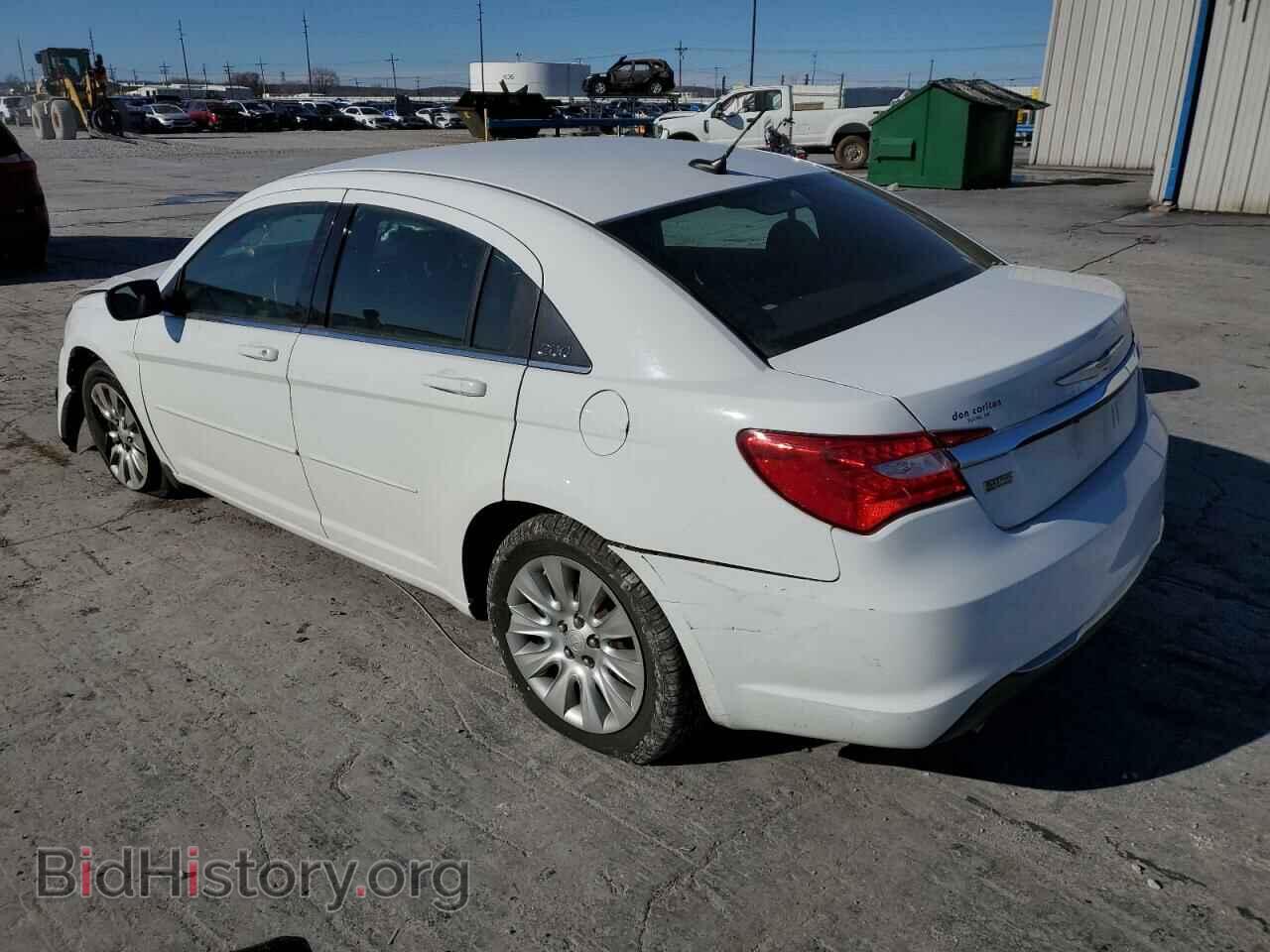 2012 CHRYSLER 200 - VIN: 1C3CCBAG5CN316758 - Фото 2