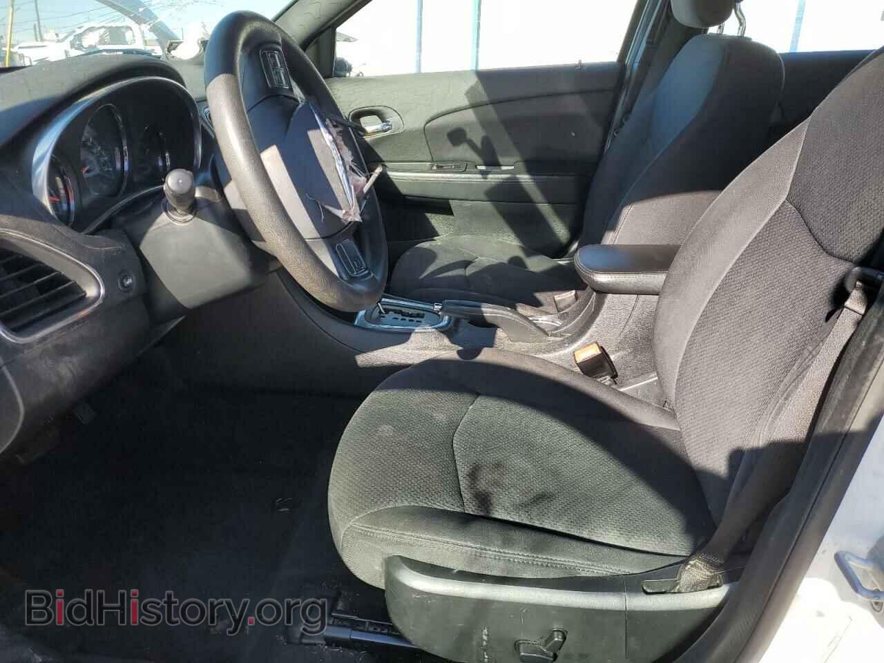 2012 CHRYSLER 200 - VIN: 1C3CCBAG5CN316758 - Фото 7