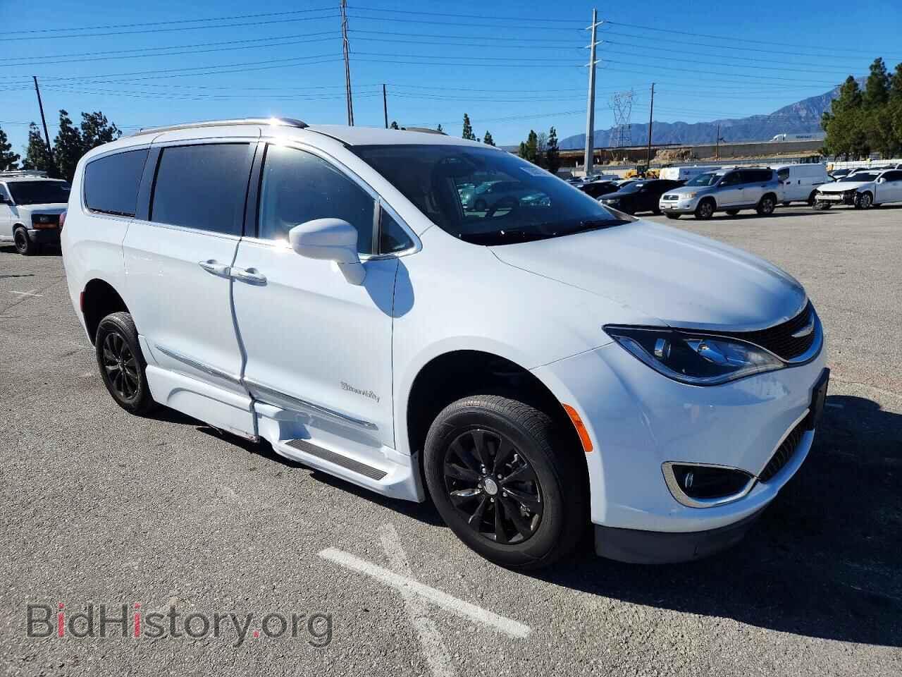 2018 CHRYSLER PACIFICA - VIN: 2C4RC1BG5JR305743 - Фото 4