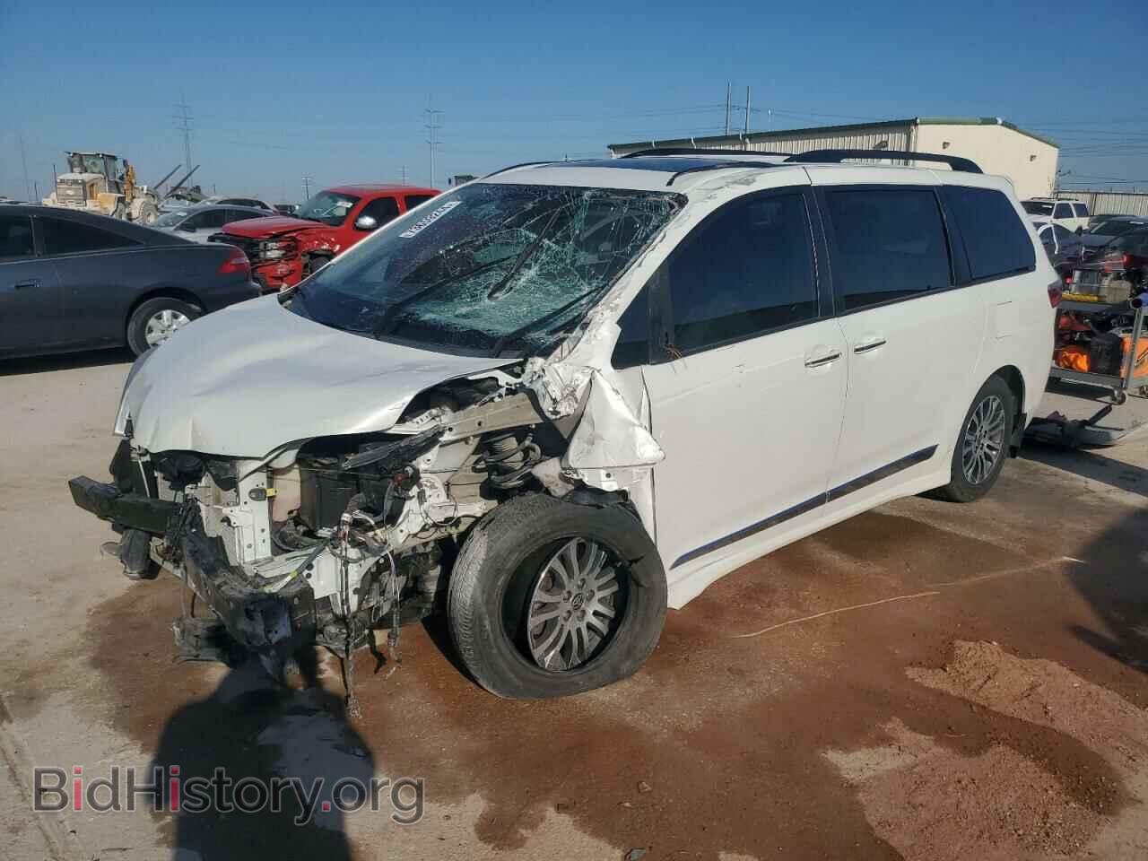 Photo 5TDYZ3DC3LS073962 - TOYOTA All Models 2020