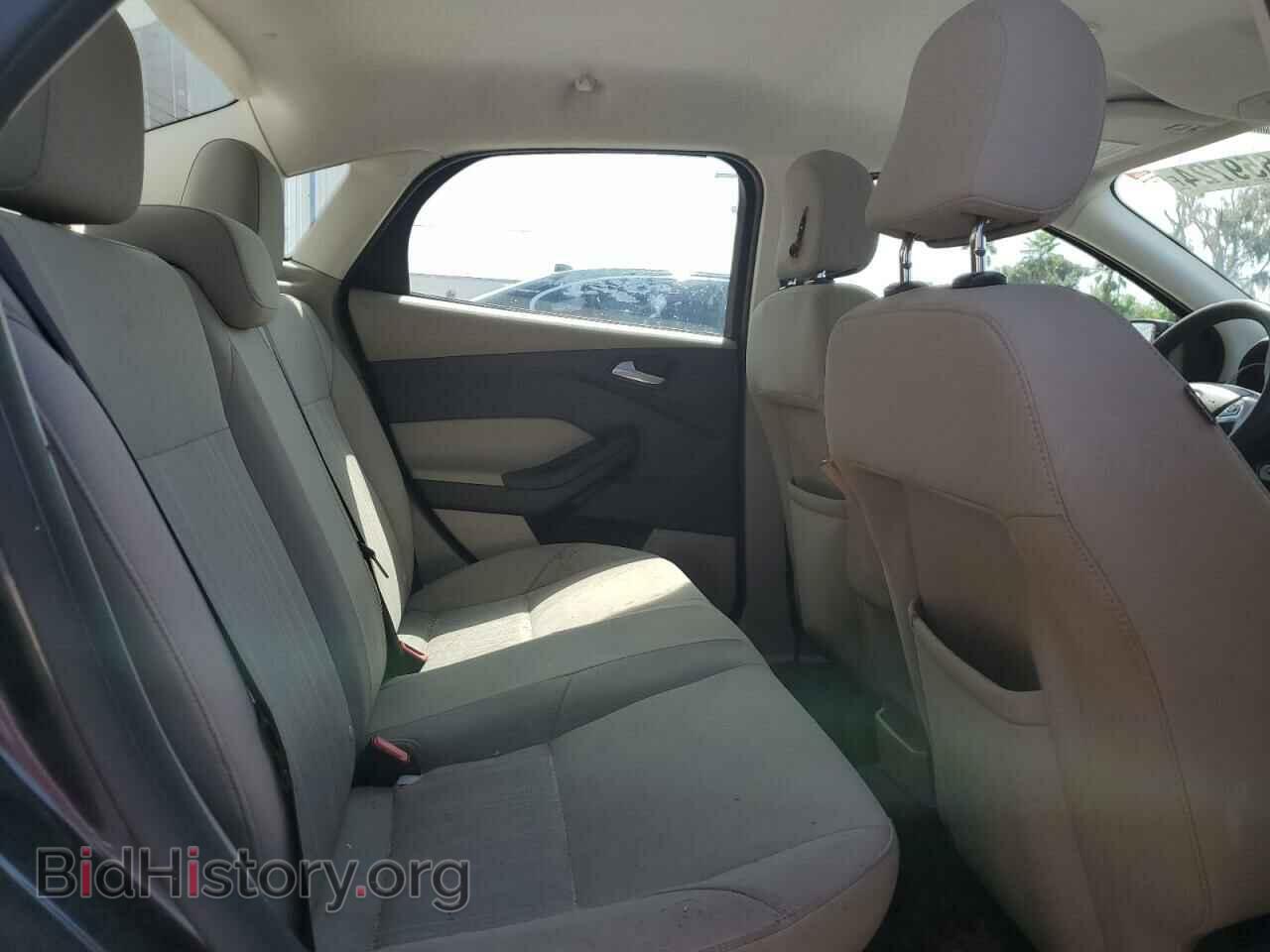 2016 FORD FOCUS - VIN: 1FADP3F29GL304739 - Фото 10