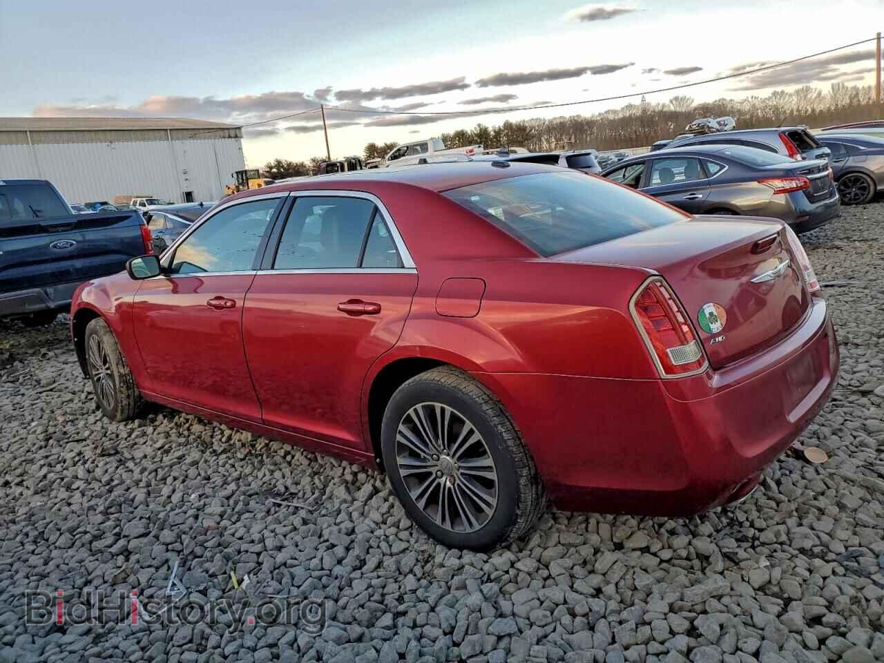 2013 CHRYSLER 300 - VIN: 2C3CCAGT4DH564783 - Фото 2