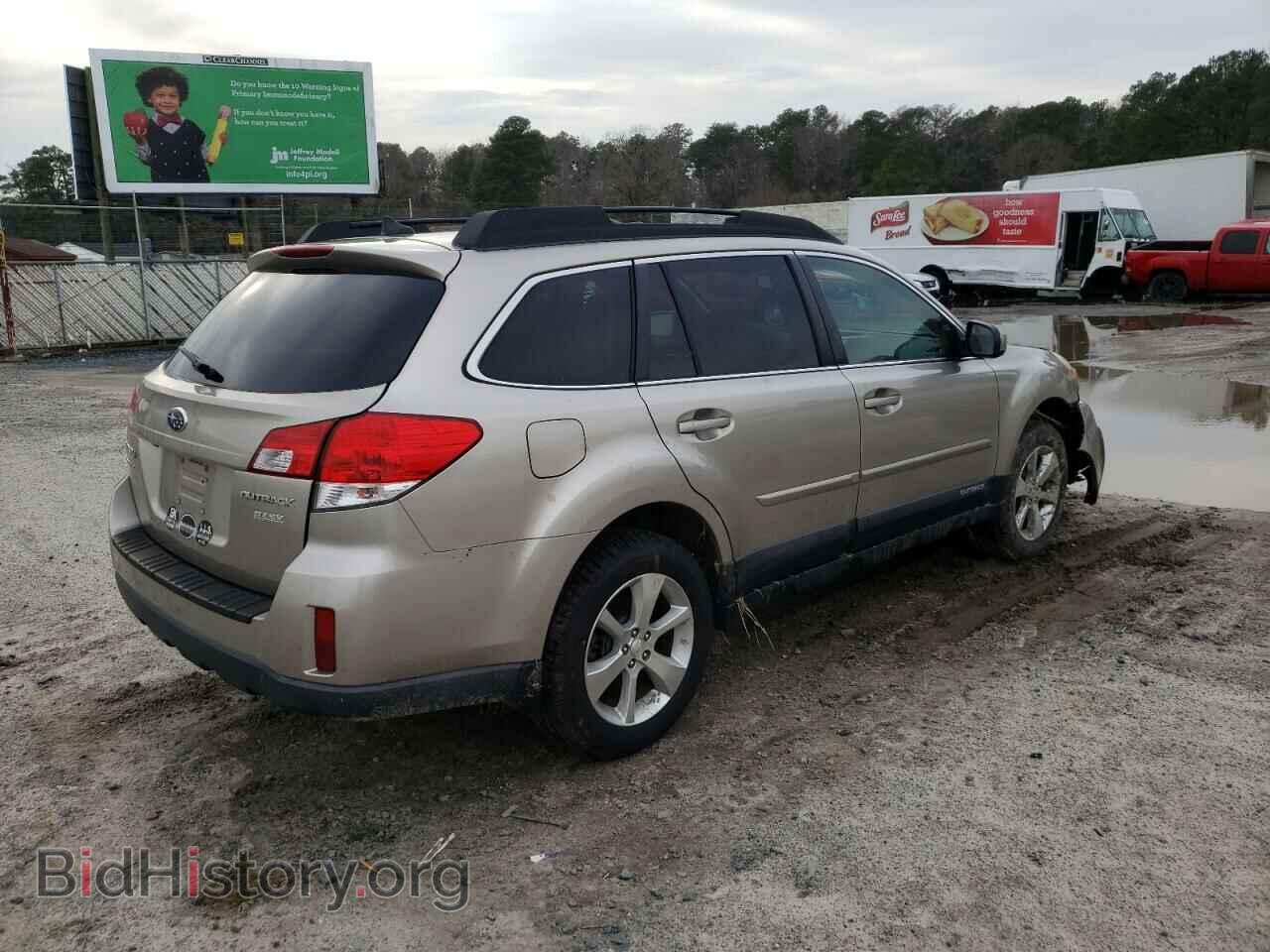 2014 SUBARU OUTBACK - VIN: 4S4BRBLC9E3328437 - Photo 3
