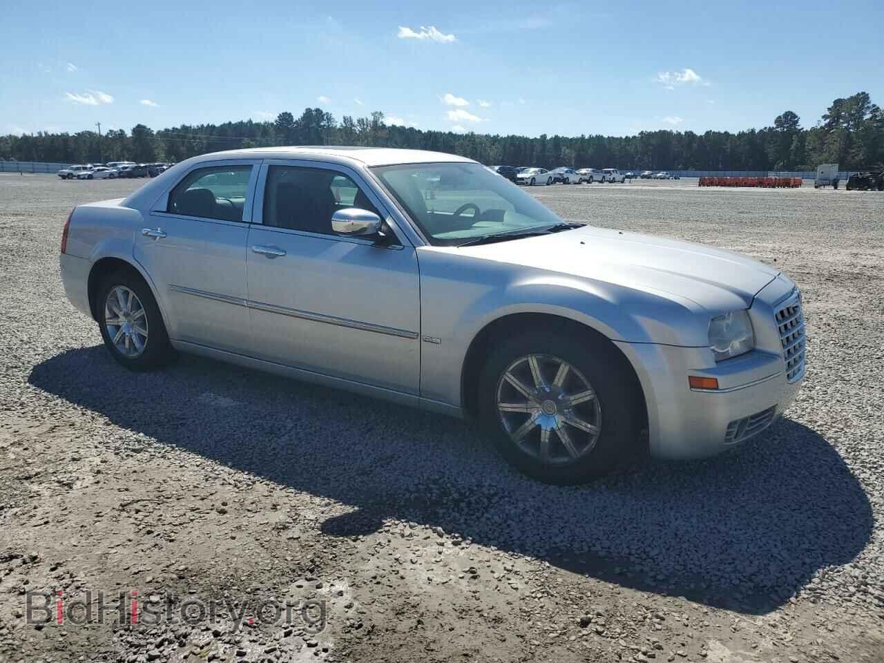 2010 CHRYSLER 300 - VIN: 2C3CA5CV7AH329018 - Фото 4