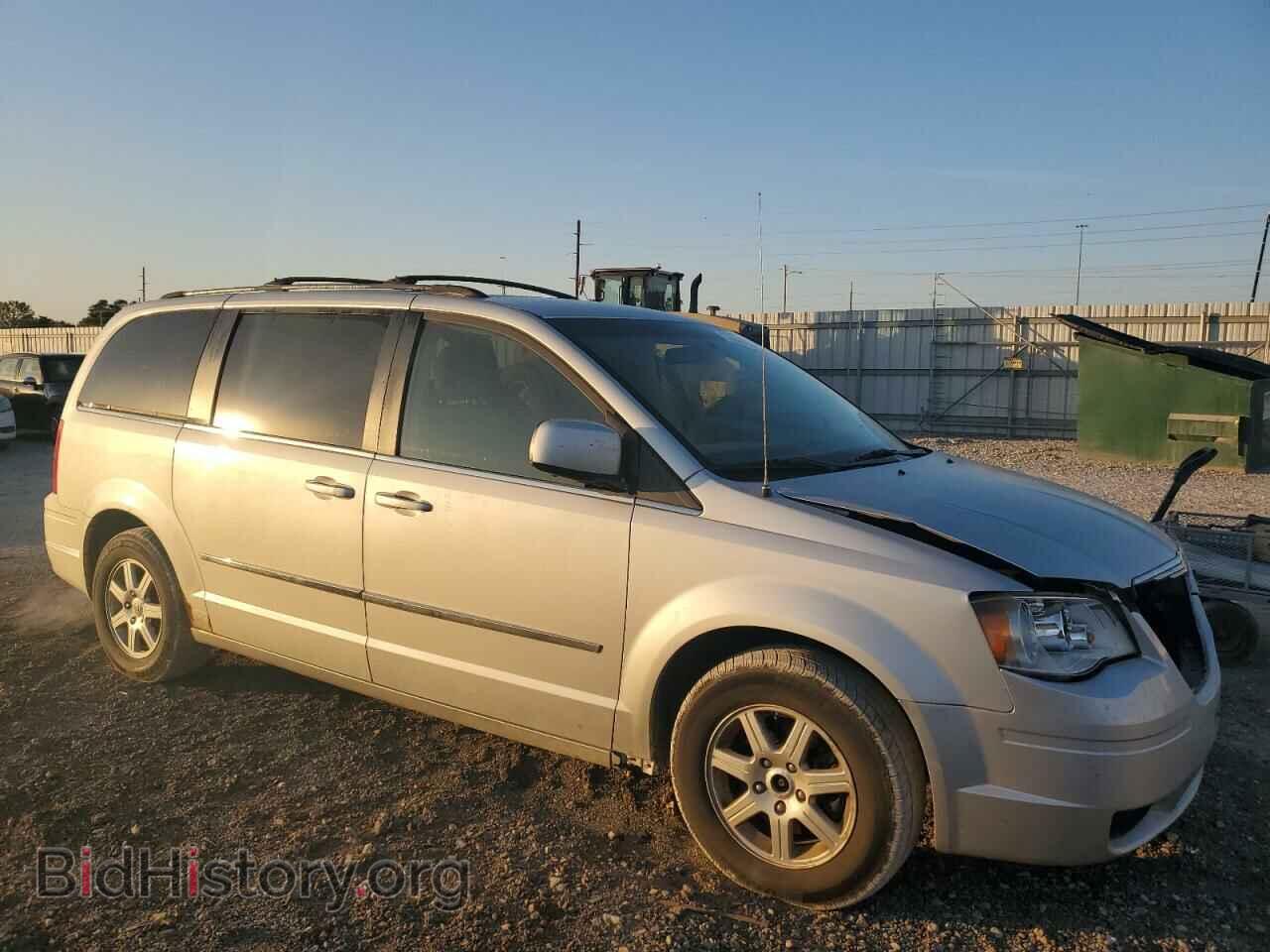 2010 CHRYSLER MINIVAN - VIN: 2A4RR5D18AR432155 - Фото 4