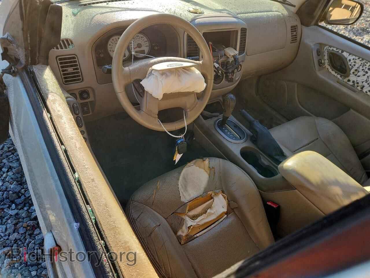 2005 FORD ESCAPE - VIN: 1FMCU04105KA77947 - Фото 8