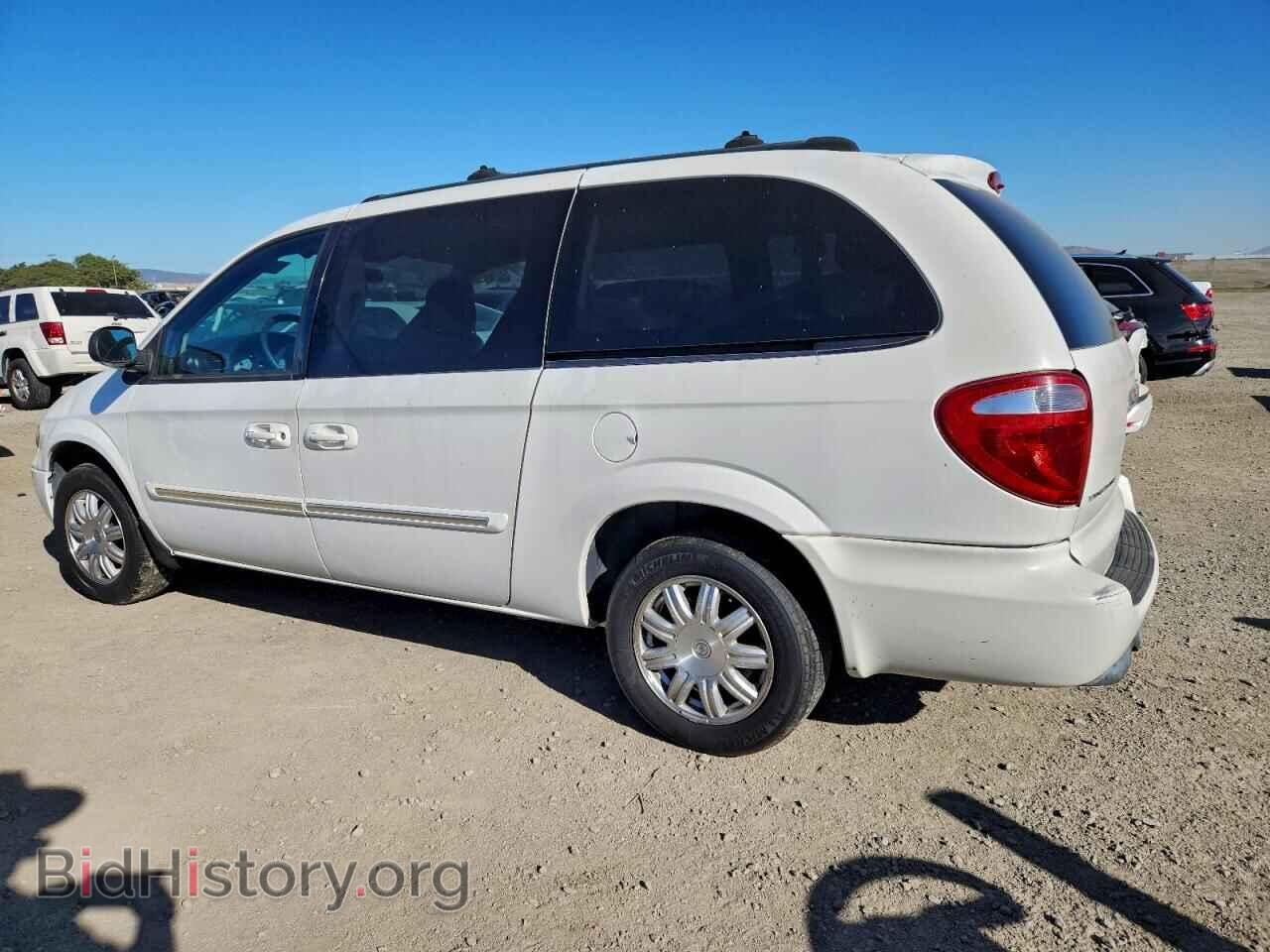 2005 CHRYSLER MINIVAN - VIN: 2C4GP54L55R465740 - Фото 2